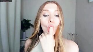 laviniahoutz - Chaturbate Models squirty perkynipples smoke moaning