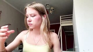 ingezeitler - Chaturbate Models smallass bigboobs punish feed
