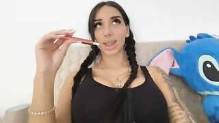 BlueEyes_BB - Stripchat Models interactive-toys latin-foot-fetish big-clit cam2cam masturbation
