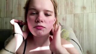 Malinwitch - Model Stripcam video-games long-hair heels nerds video-games