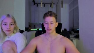 todojuntos - Model Chaturcam cei buttplug tokens machine