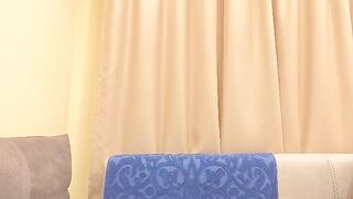 onebigkiss - Model Chaturcam jerkingoff bigdildo curly model