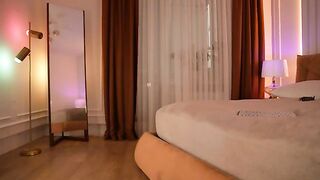 roxy_blue_eyed_ - Model Chaturcam daddysgirl milk college goal