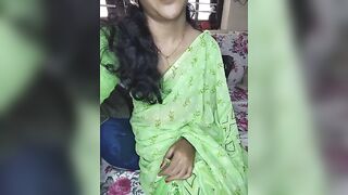 Cute-Smiely-Queen-Telugu - Model Stripcam cooking moderately-priced-cam2cam milfs black-hair-milfs indian-milfs