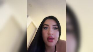 LindseyMos - Model Stripcam big-ass-latin colombian-young middle-priced-privates young moderately-priced-cam2cam