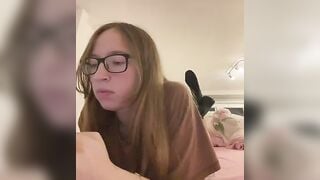 Freaky-Doll - Model Stripcam cam2cam striptease-white nipple-toys titty-fuck mistresses