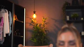 evelyn_evyy - Model Chaturcam model toy bigboob braces