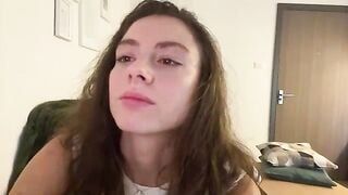 asleyfabello - Model Chaturcam armpit fingers nerd perkynipples
