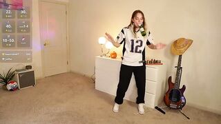 petitebrat - My Model Chaturcam nerd busty broadcast hole