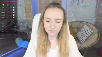 Arielbelli - [Chaturbate] Hottest Webcam Babe CamGirl Horny