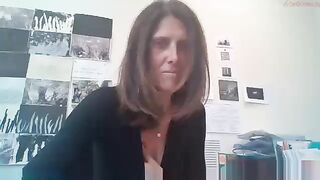 lilyofthevalley - [Chaturbate] High Qulity Video Cute WebCam Girl Hot Babe Strips