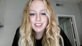 zoekittygirl - [Chaturbate] Roleplay ride Panties