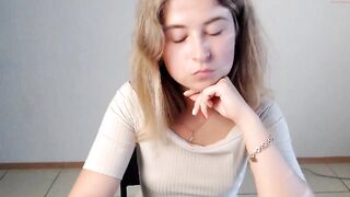 daddys_school_girl_ - [Chaturbate] Porn Rubbing Pussy Webcam