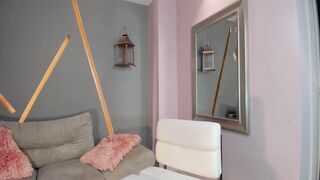 emiliabaker_ - [Chaturbate] Sexy Girl Ticket Cum Video Free Watch