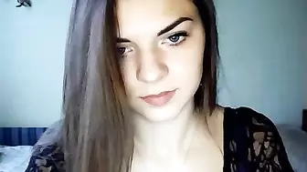الجلوس على الوجه ولحس الكس