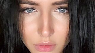 cherry_beauty - [Chaturbate] camsex Russian Girl Rubbing Pussy