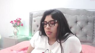 sophiiequeen - [Chaturbate] ride Cam Video Hot Babe Strips