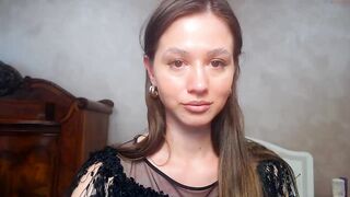 emma_divine_ - [Chaturbate] Fantastic Boobs hidden babe