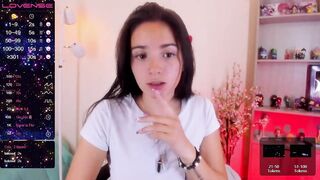 willow_evans - [Chaturbate] Nice Boobs Surprise chica