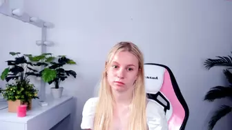 Best Videos - Model - lily__alison_