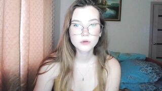 kristal89 - [Chaturbate] First Time Horny Web Model