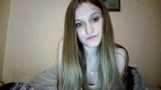 madelief_bloempje - [Chaturbate] Naughty Panties Suck Dick